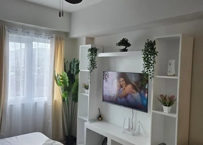 Peaceful Cozy By Lee In And Fast Wifi